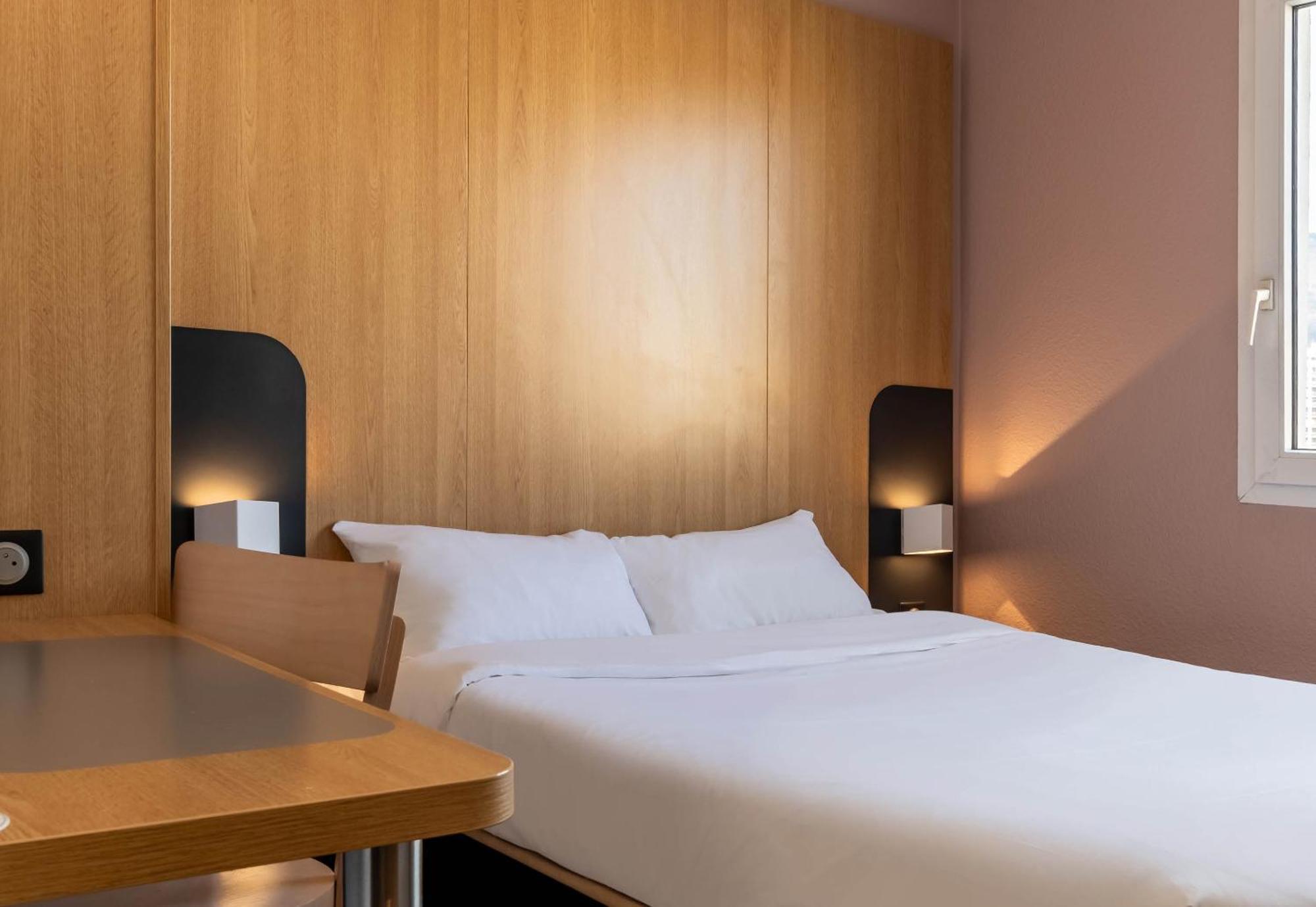 B&B Hotel Grenoble Centre Verlaine Екстер'єр фото